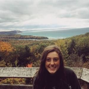 Meet your Posher, Kenzie